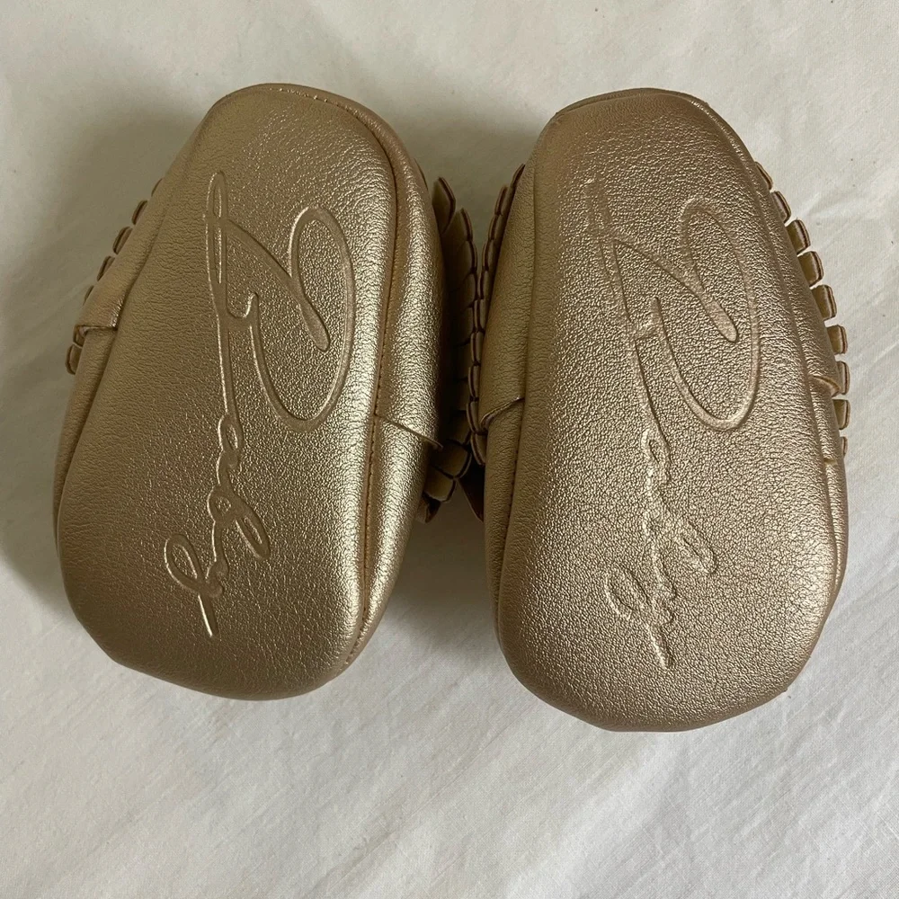 Elegant Gold Baby Girl Moccasins Metallic Fringe Trim… Flats. New